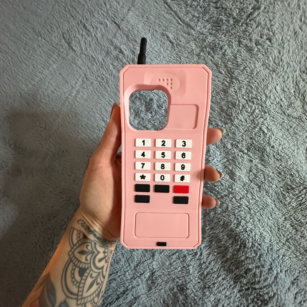 iPhone 14 ProMax - Retro Pink Cell Phone Case